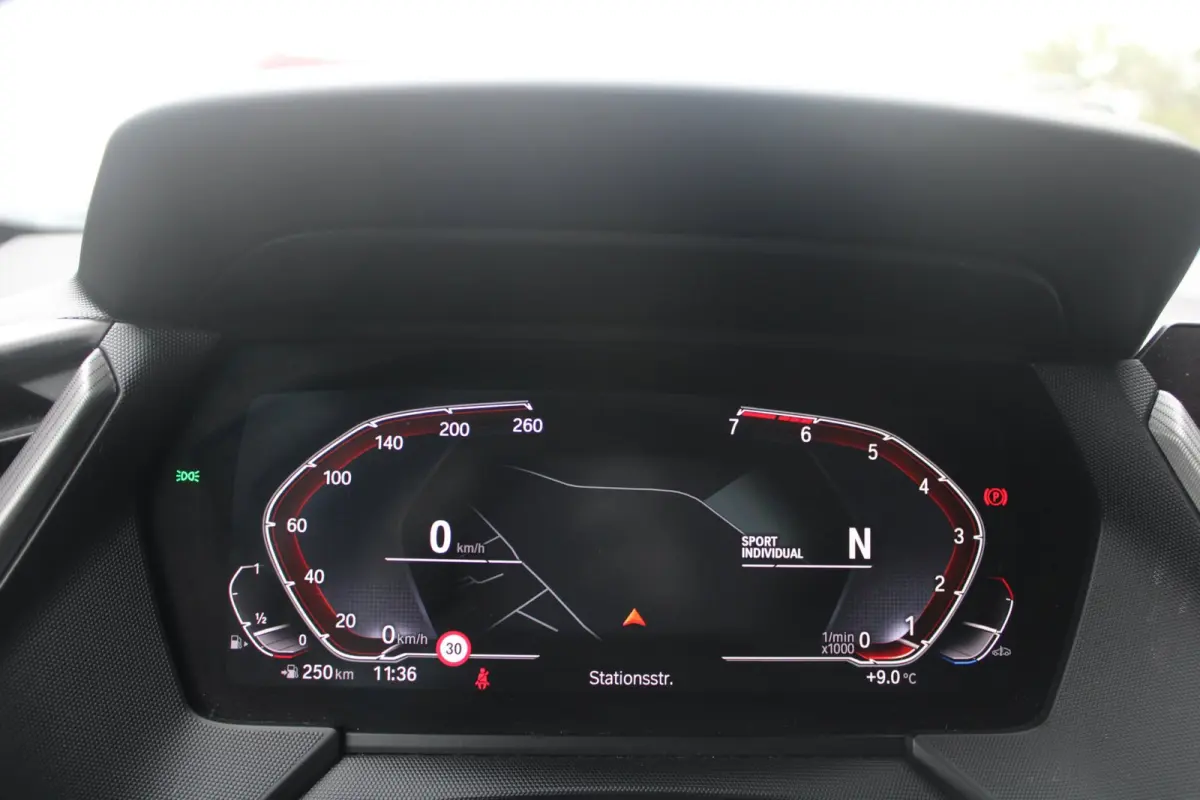 118i M-Sport Shadow Org. NL | Camera | Sfeer | Dealer onderhouden