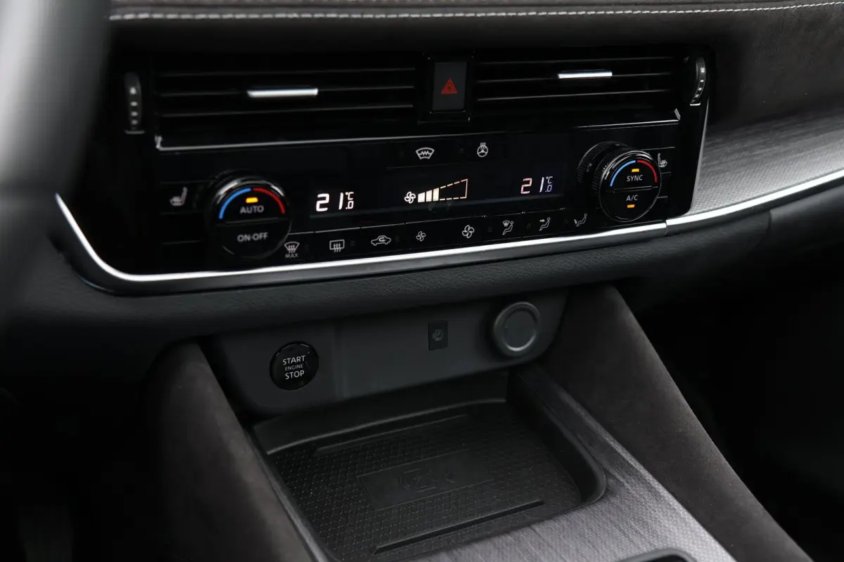 1.3 MHEV Xtronic Tekna Plus Panoramadak Bose Headup