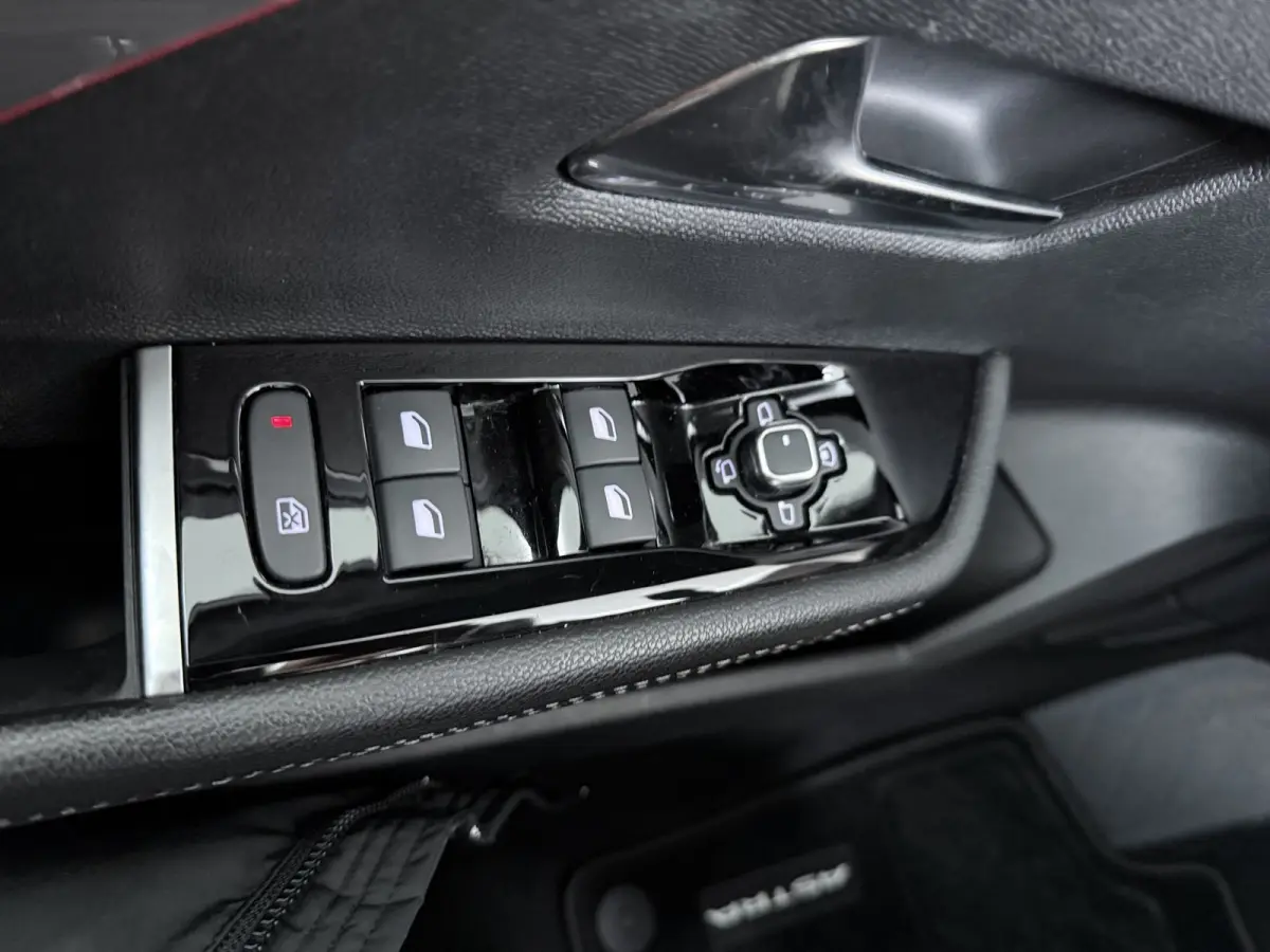 1.2 Turbo Hybrid GS | Apple Carplay/Android Auto|telefoonintegratie premium | Cruise control adaptief | Electronic climate controle