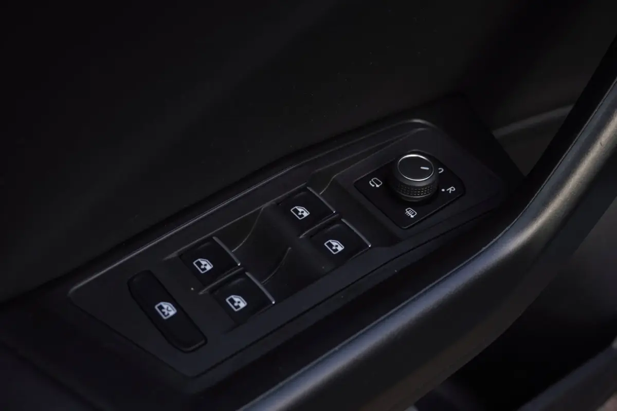 1.5 TSI Sport Automaat | Hoge instap | Airco | Elek. pakket | Vol opties | Inruil mogelijk
