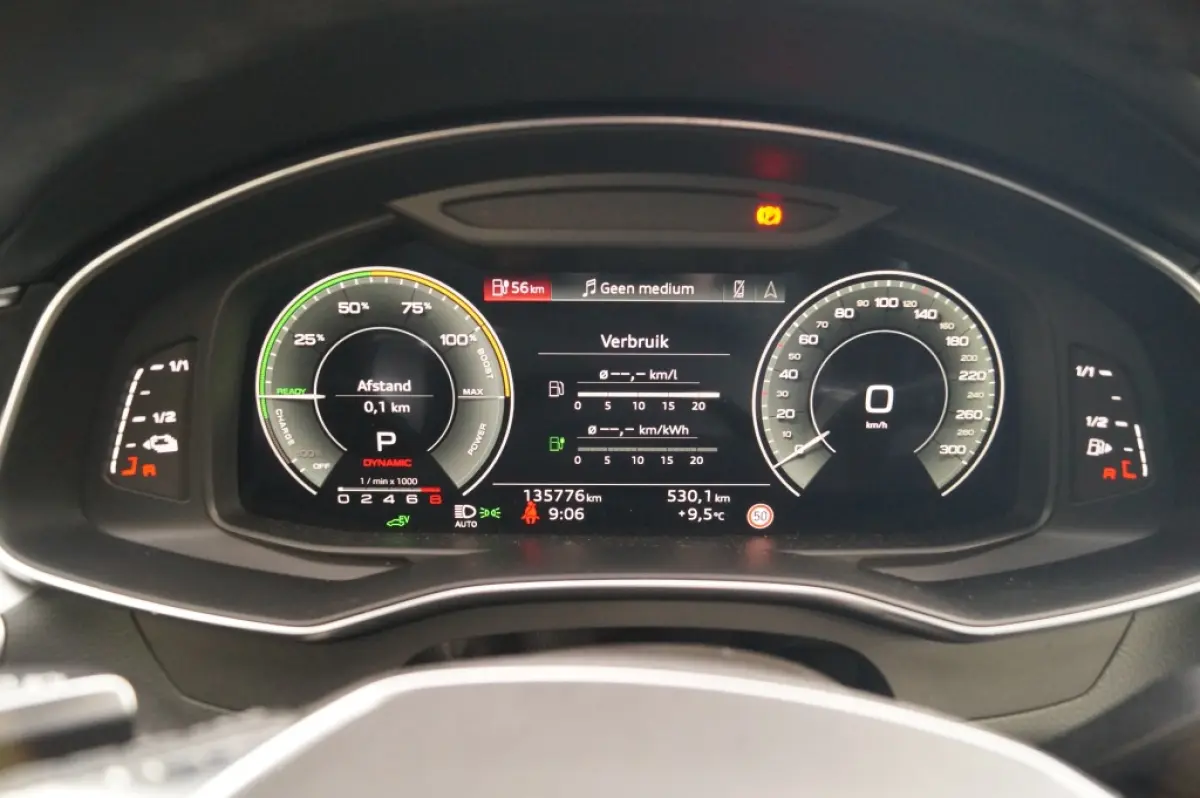 55 TFSI e PHEV Quattro S-line Competition -LEER-PANO-HUD-