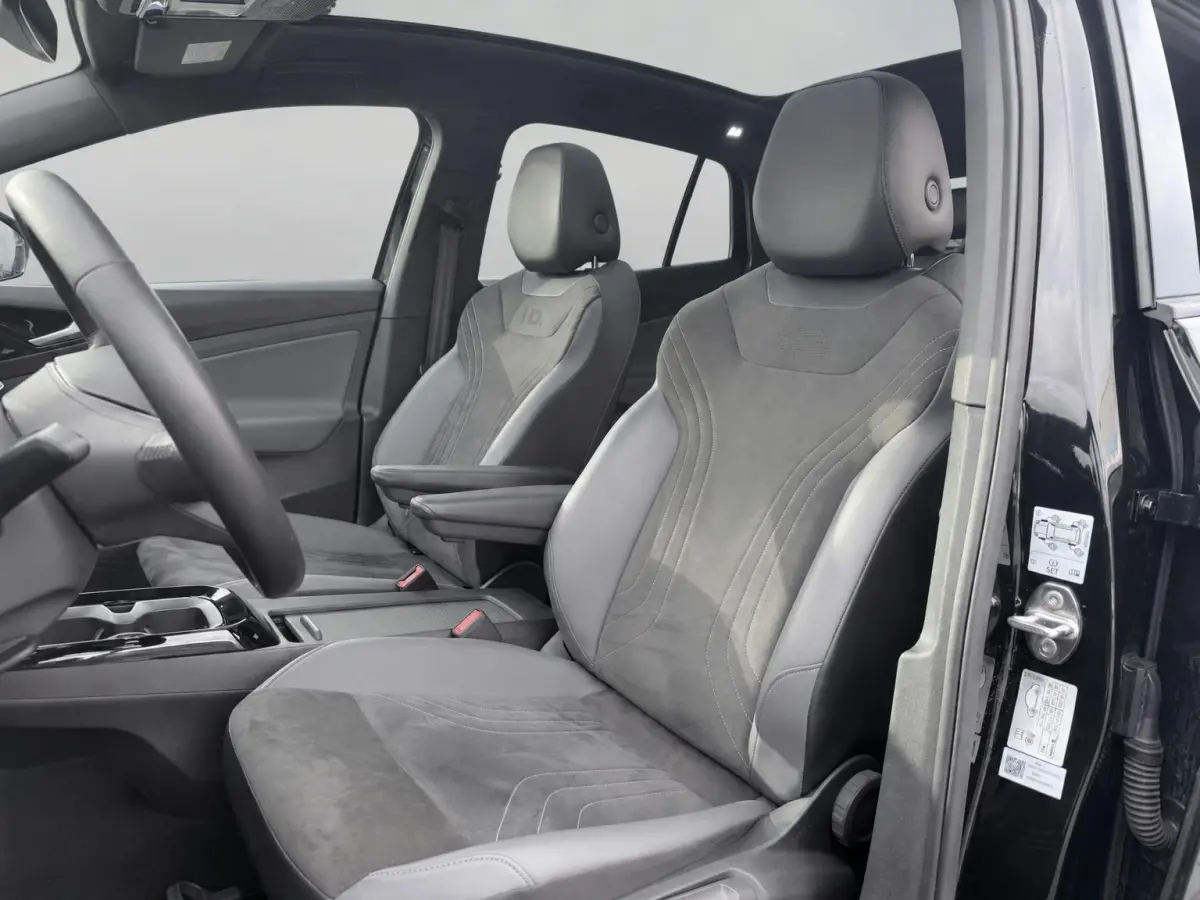 ID.5 Pro 77kWh SOH 97,21% | Panoramadak| Head-up display | 360° Camera| IQ Light | Rijklaarprijs