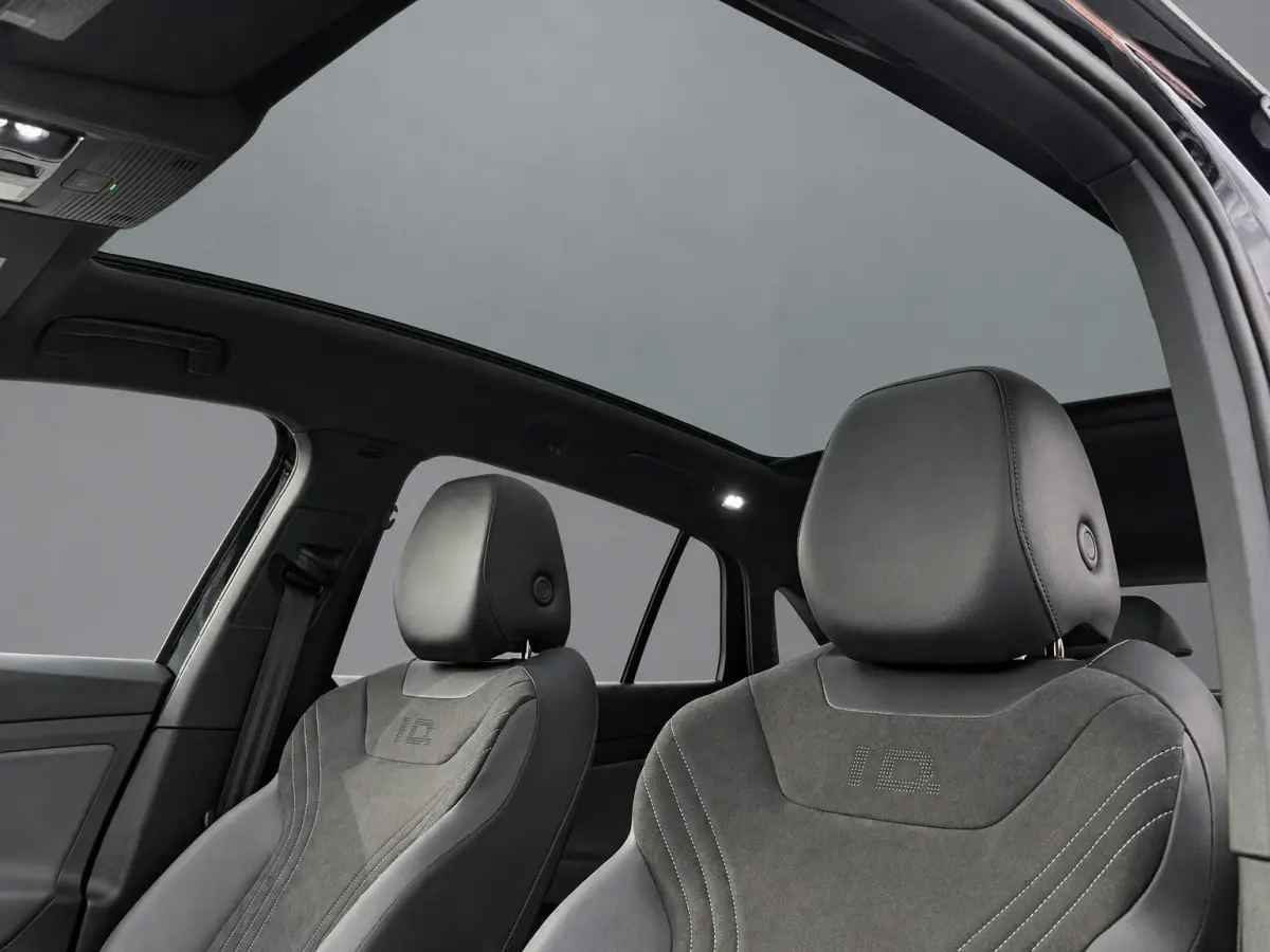 ID.5 Pro 77kWh SOH 97,21% | Panoramadak| Head-up display | 360° Camera| IQ Light | Rijklaarprijs