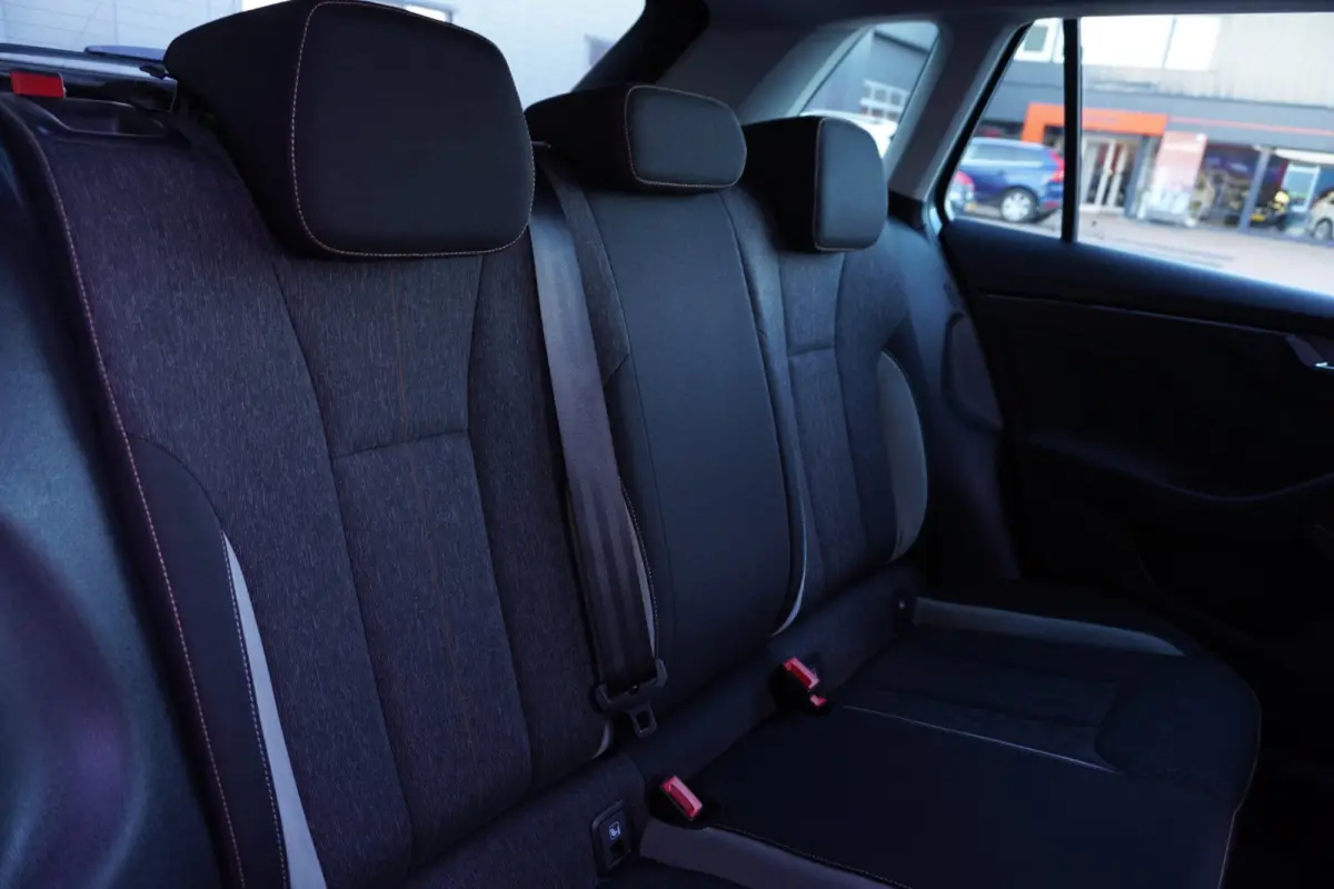 1.0 TSI Business Edition Automaat | Airco | Elek. pakket | Camera | Stuur verwarming | Trekhaak | Inruil mogelijk