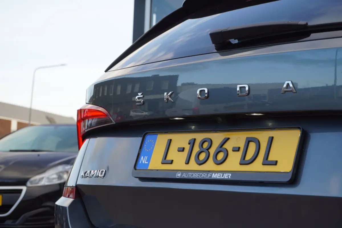 1.0 TSI Business Edition Automaat | Airco | Elek. pakket | Camera | Stuur verwarming | Trekhaak | Inruil mogelijk