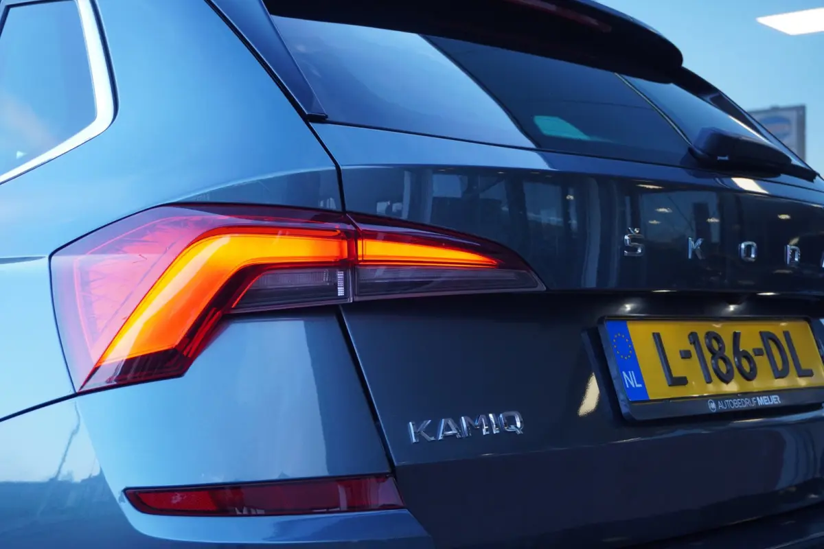 1.0 TSI Business Edition Automaat | Airco | Elek. pakket | Camera | Stuur verwarming | Trekhaak | Inruil mogelijk