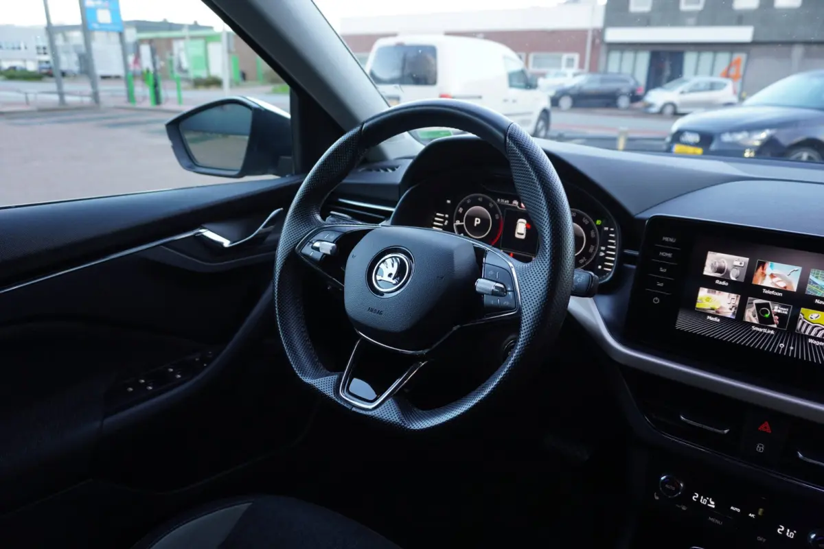 1.0 TSI Business Edition Automaat | Airco | Elek. pakket | Camera | Stuur verwarming | Trekhaak | Inruil mogelijk