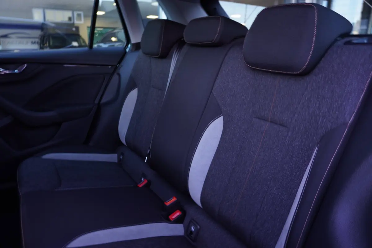 1.0 TSI Business Edition Automaat | Airco | Elek. pakket | Camera | Stuur verwarming | Trekhaak | Inruil mogelijk