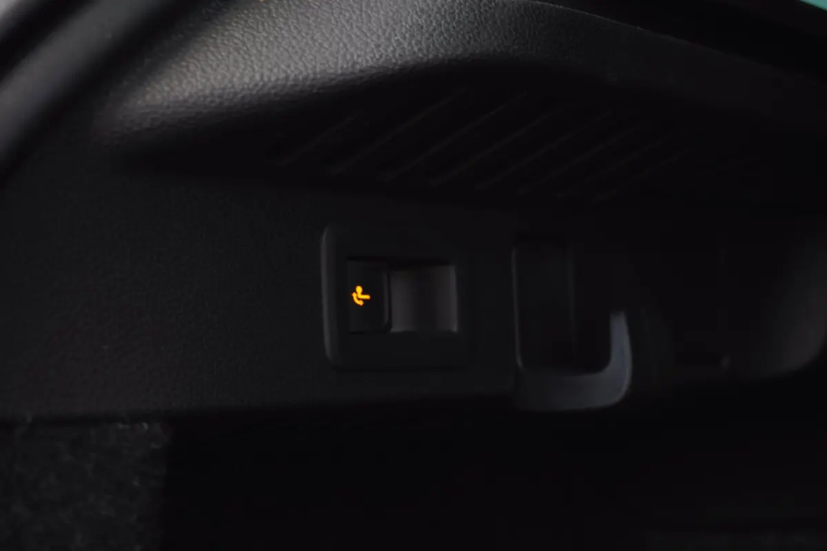 1.0 TSI Business Edition Automaat | Airco | Elek. pakket | Camera | Stuur verwarming | Trekhaak | Inruil mogelijk