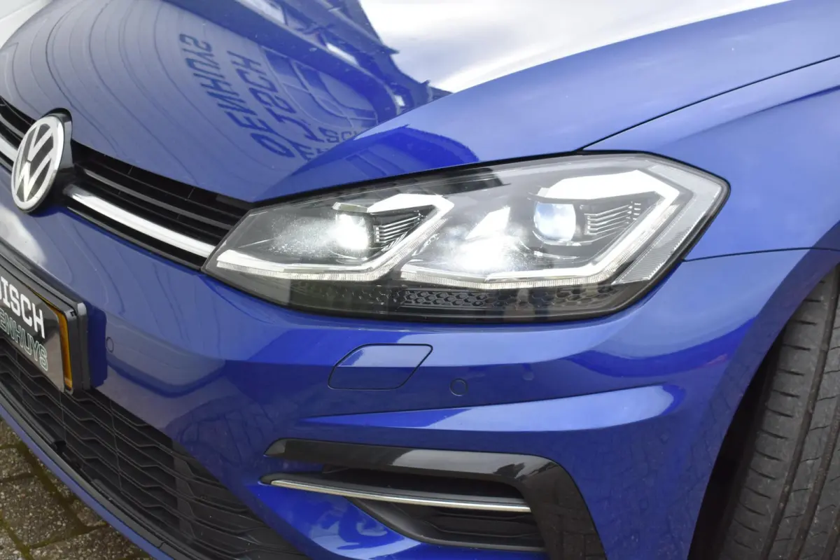 1.5 TSI Highline Business R | Pano | Digitaal dashboard | Standkachel |