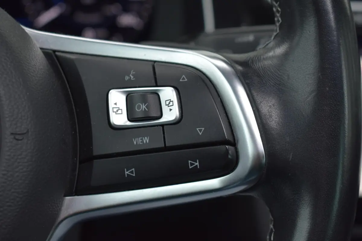 1.5 TSI Highline Business R | Pano | Digitaal dashboard | Standkachel |