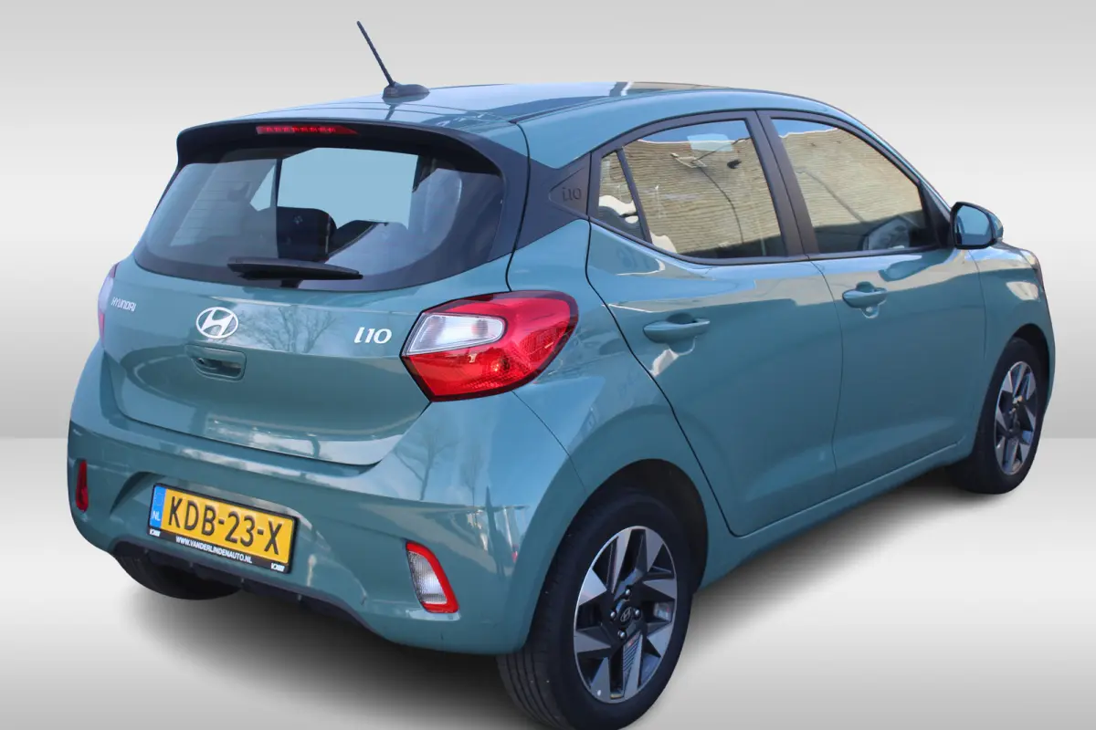 1.0 Comfort Smart l Cruise Control l Lane Assist l Achteruitrijcamera l Airco l DAB l Apple Carplay/ Android Auto