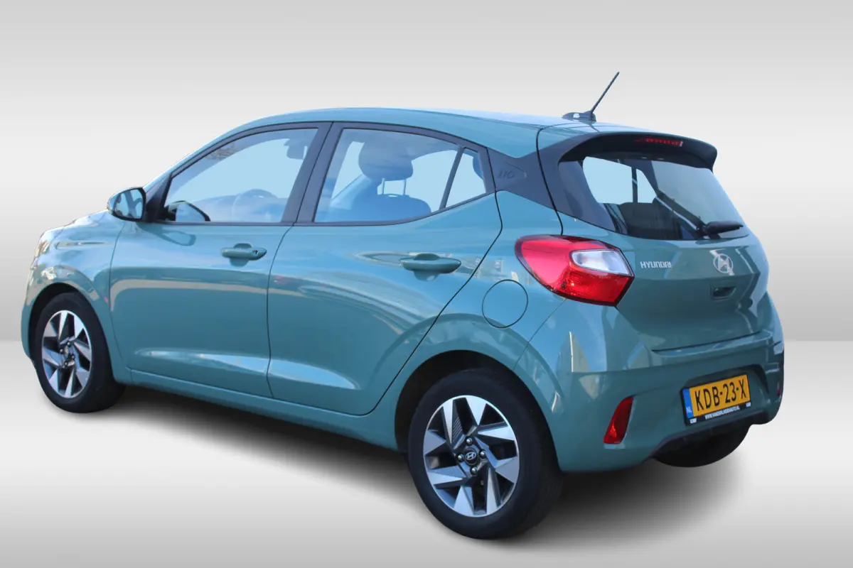 1.0 Comfort Smart l Cruise Control l Lane Assist l Achteruitrijcamera l Airco l DAB l Apple Carplay/ Android Auto
