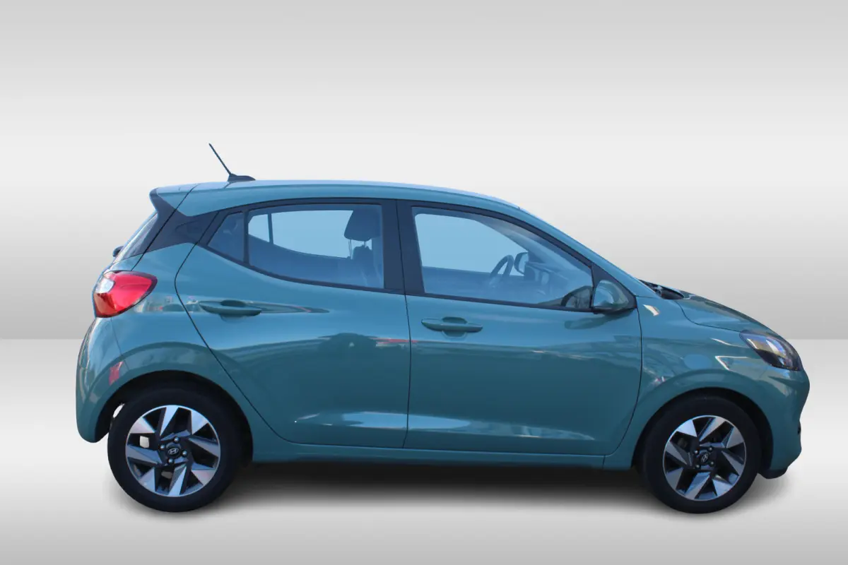 1.0 Comfort Smart l Cruise Control l Lane Assist l Achteruitrijcamera l Airco l DAB l Apple Carplay/ Android Auto