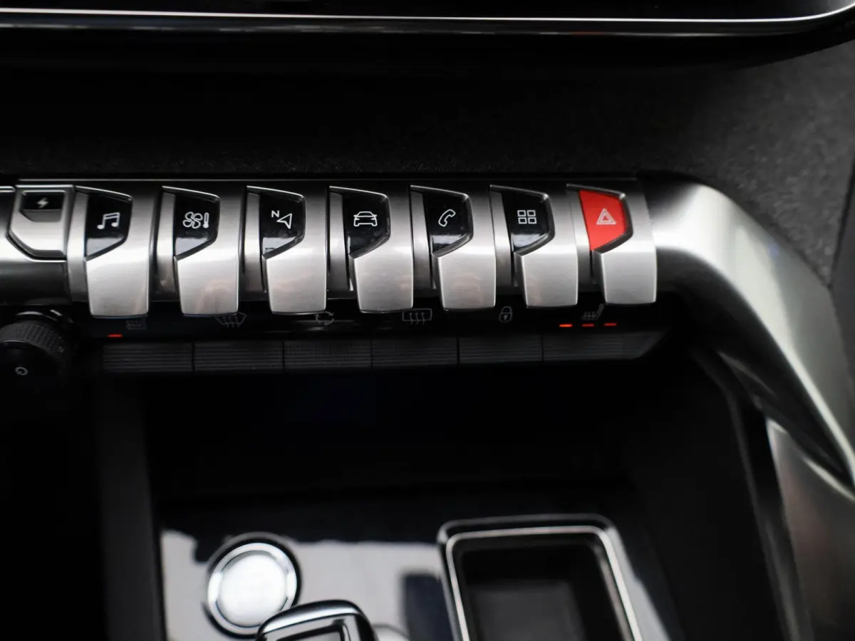 Hybrid 225 e-Auto8 Allure | Automaat | Half-Leder | Navigatie | Virtual cockpit | Cruise control | Sfeer verlichting | DAB | Elec achterklep | Stoel verwarming | Climate control | Parkeer se