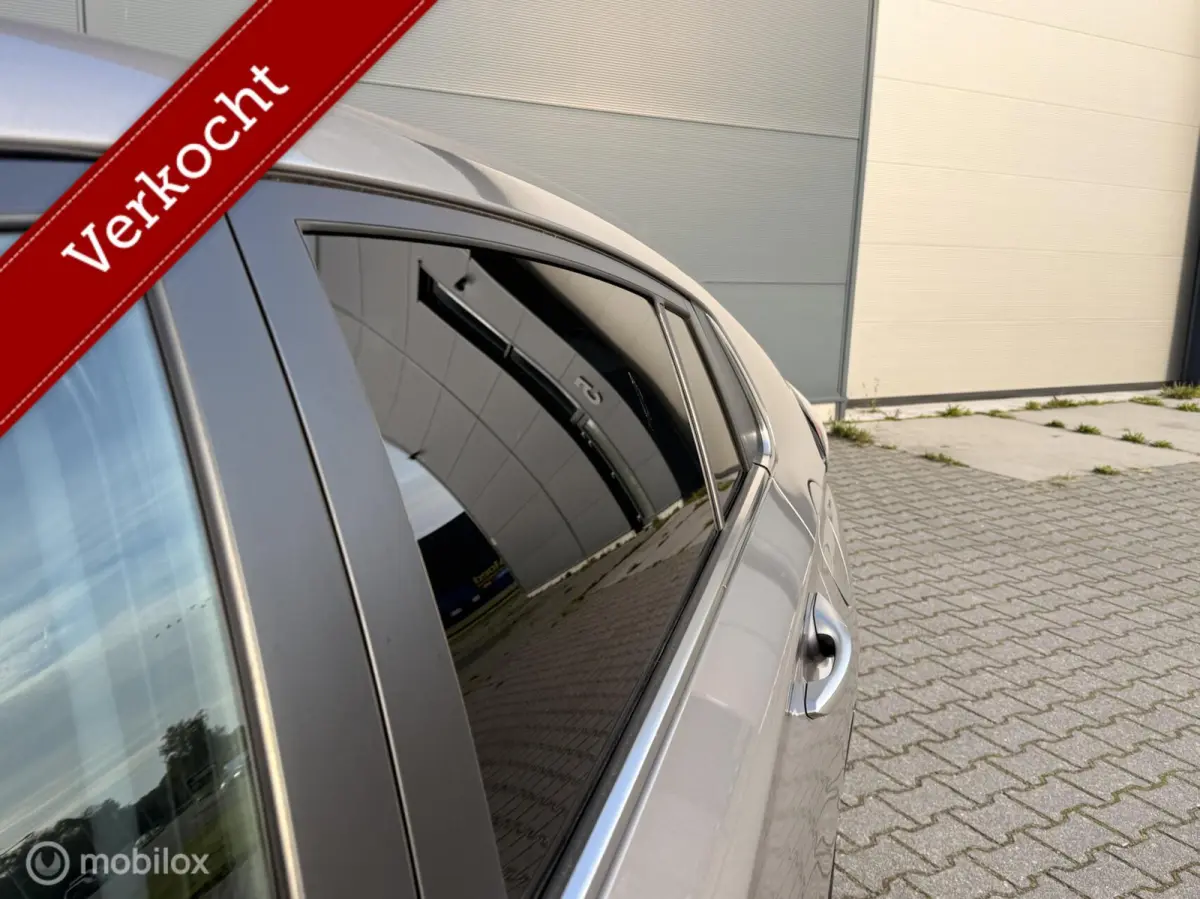 Premium 38 kWh | Leder | Stoelkoeling | Stoelverwarming | Camera | Allseason