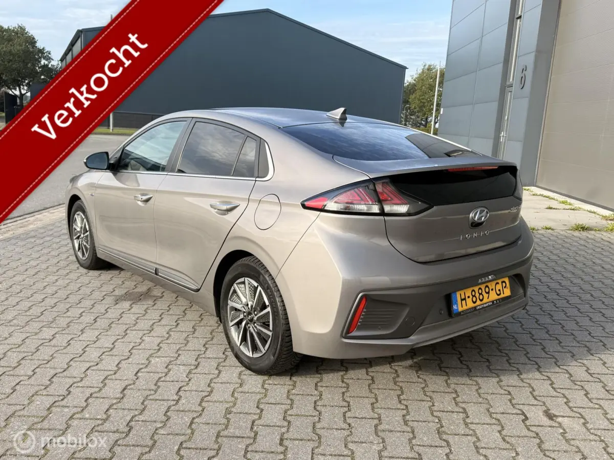 Premium 38 kWh | Leder | Stoelkoeling | Stoelverwarming | Camera | Allseason