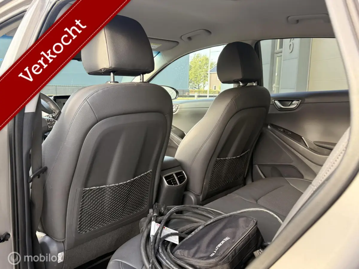 Premium 38 kWh | Leder | Stoelkoeling | Stoelverwarming | Camera | Allseason
