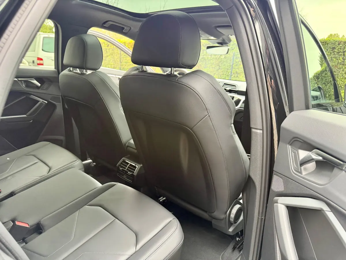 35 TFSI S-Line 150 pk Blackstyle/pano/Camera/sfeerverlichting