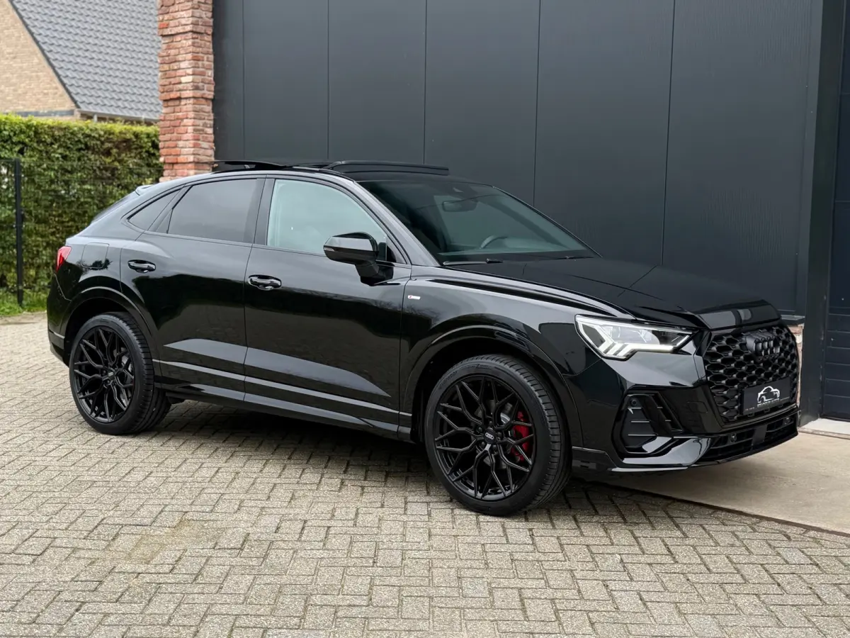 35 TFSI S-Line 150 pk Blackstyle/pano/Camera/sfeerverlichting