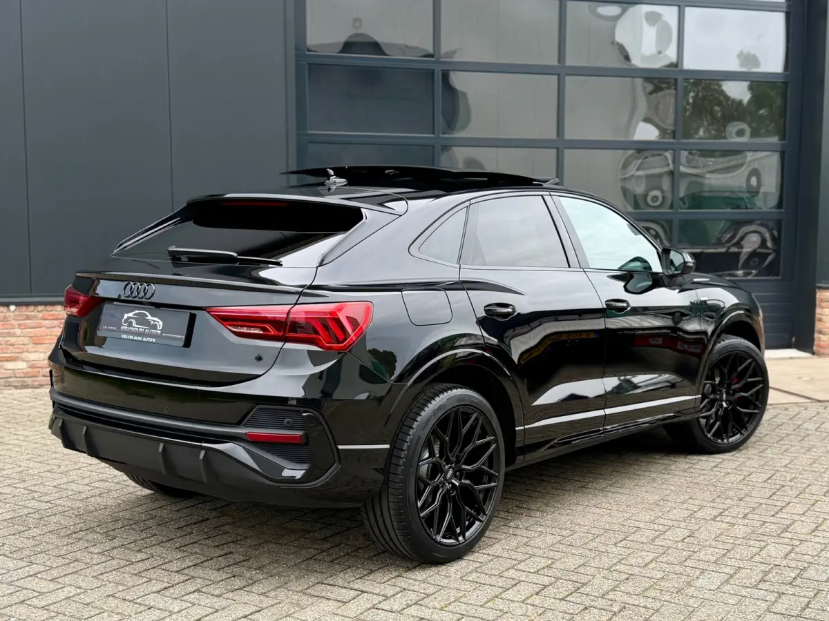35 TFSI S-Line 150 pk Blackstyle/pano/Camera/sfeerverlichting