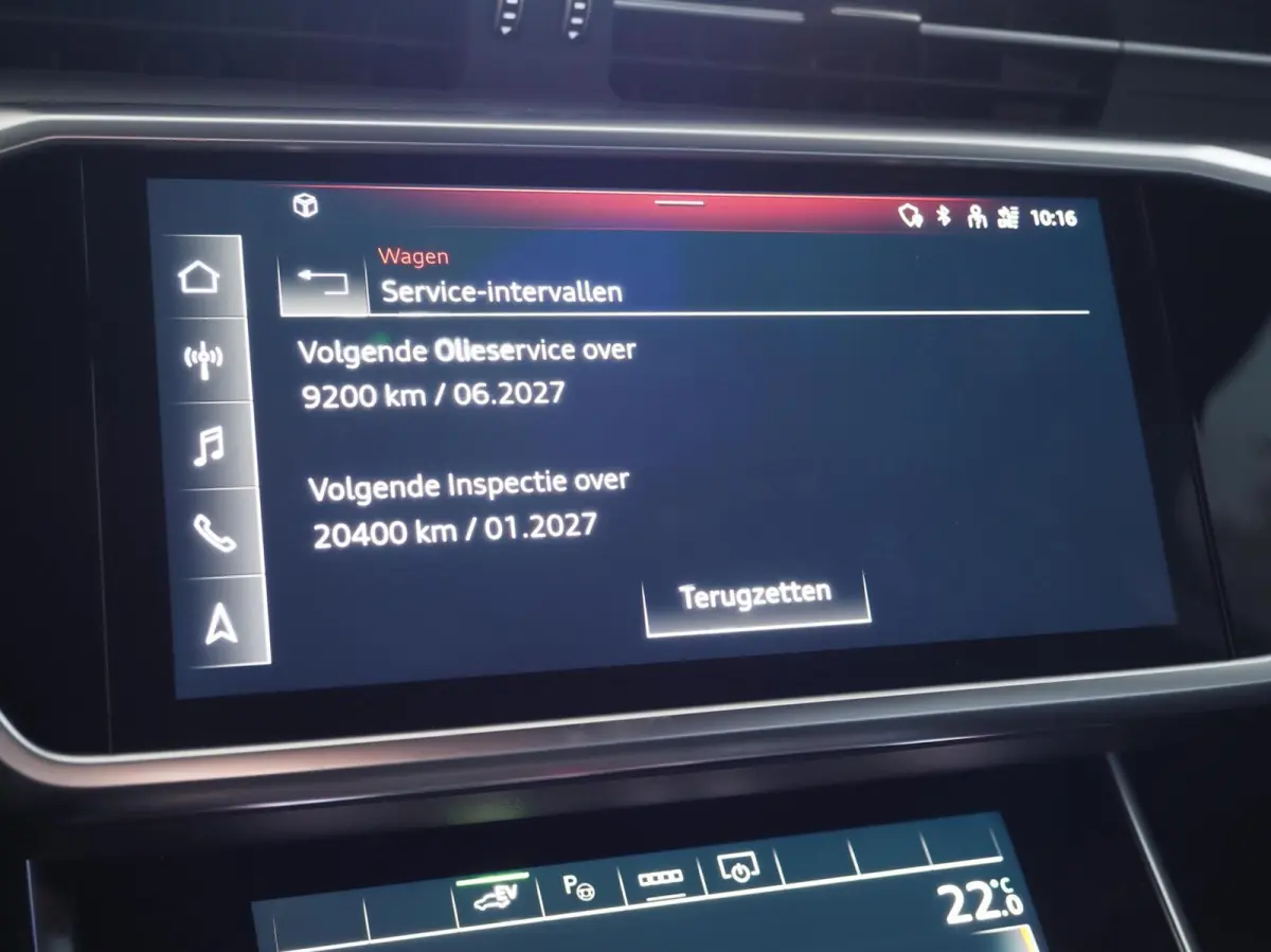 55 TFSI e S-Line Quattro Competition Firmamentblue | Pano | SOH 100% | Trekhaak | 20'' | Alcantara Leder | Stoelverwarming | Matrix Led | Digital Dash | Carplay | Grootlicht Ass | F1 Flipper