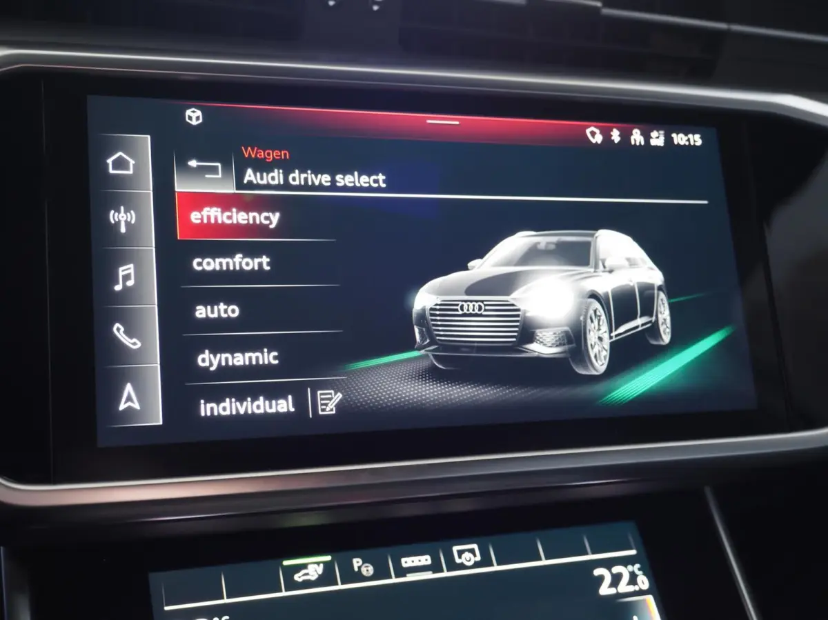 55 TFSI e S-Line Quattro Competition Firmamentblue | Pano | SOH 100% | Trekhaak | 20'' | Alcantara Leder | Stoelverwarming | Matrix Led | Digital Dash | Carplay | Grootlicht Ass | F1 Flipper