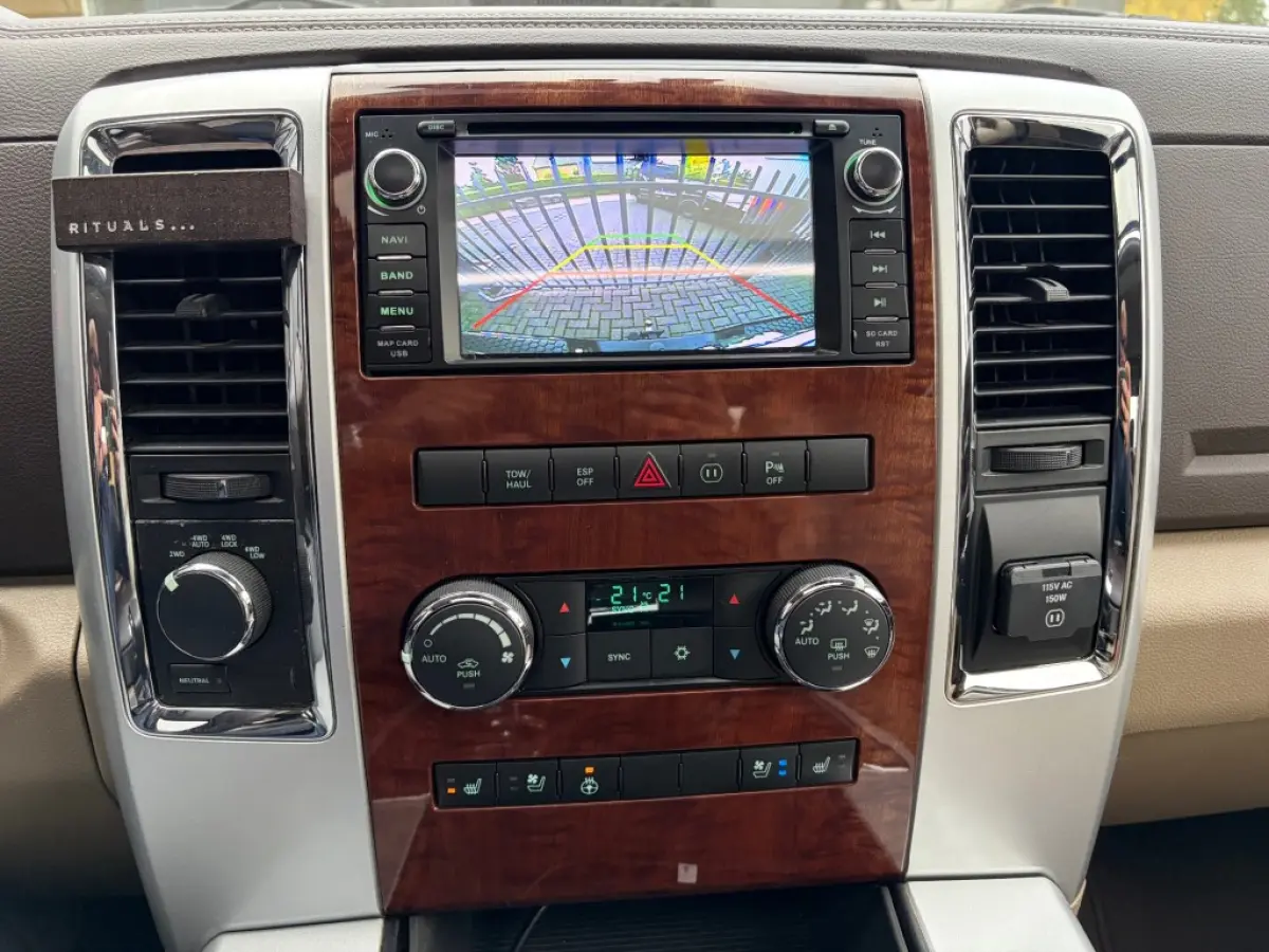 1500 5.7 V8 LPG Laramie Crew Cab MARGE S.dak Leder Camera Trekhaak