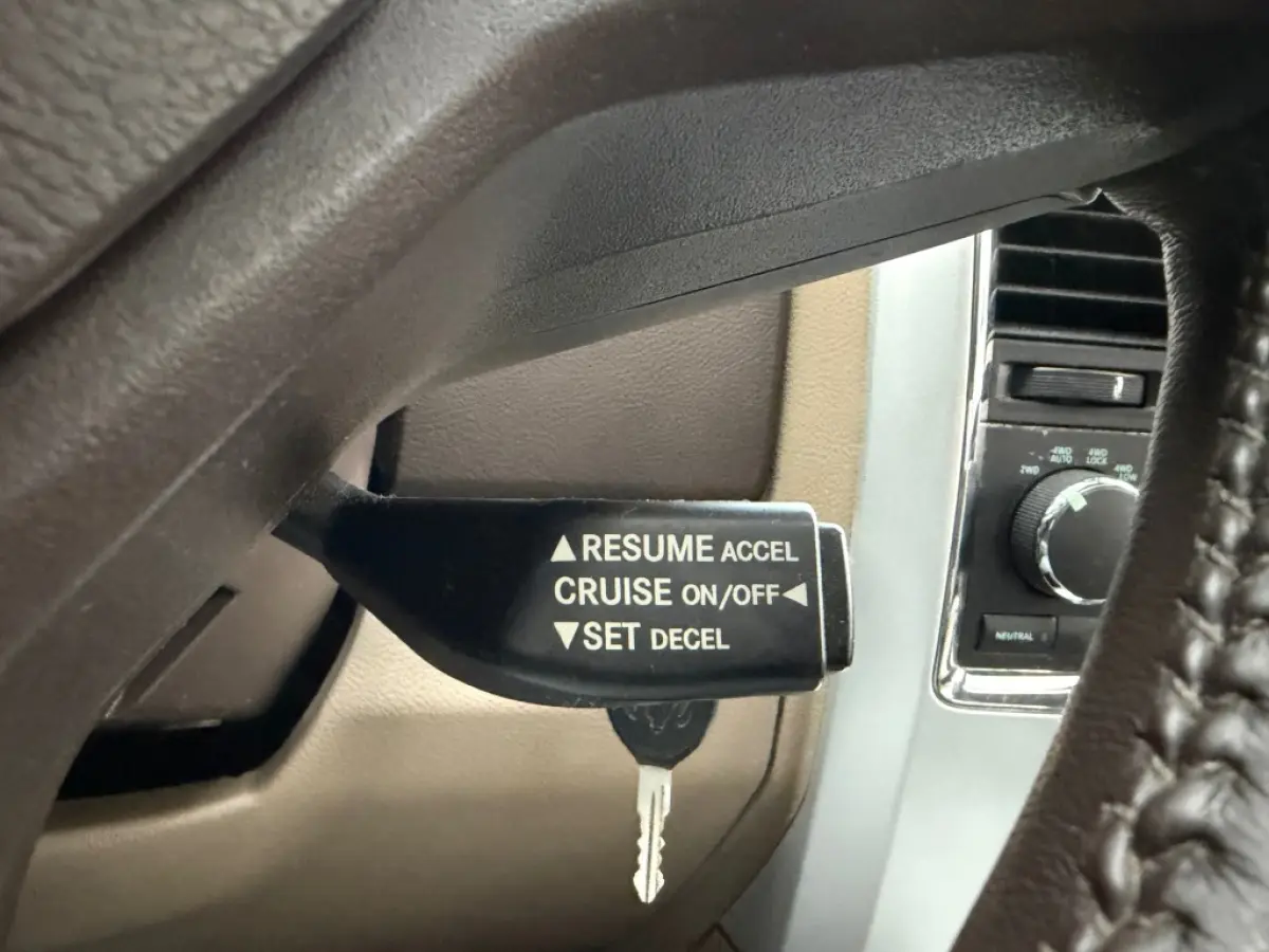 1500 5.7 V8 LPG Laramie Crew Cab MARGE S.dak Leder Camera Trekhaak