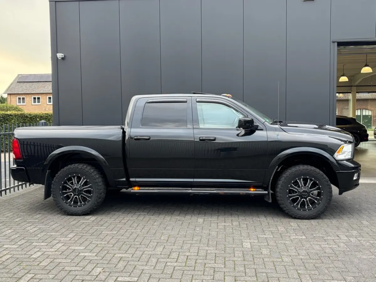 1500 5.7 V8 LPG Laramie Crew Cab MARGE S.dak Leder Camera Trekhaak