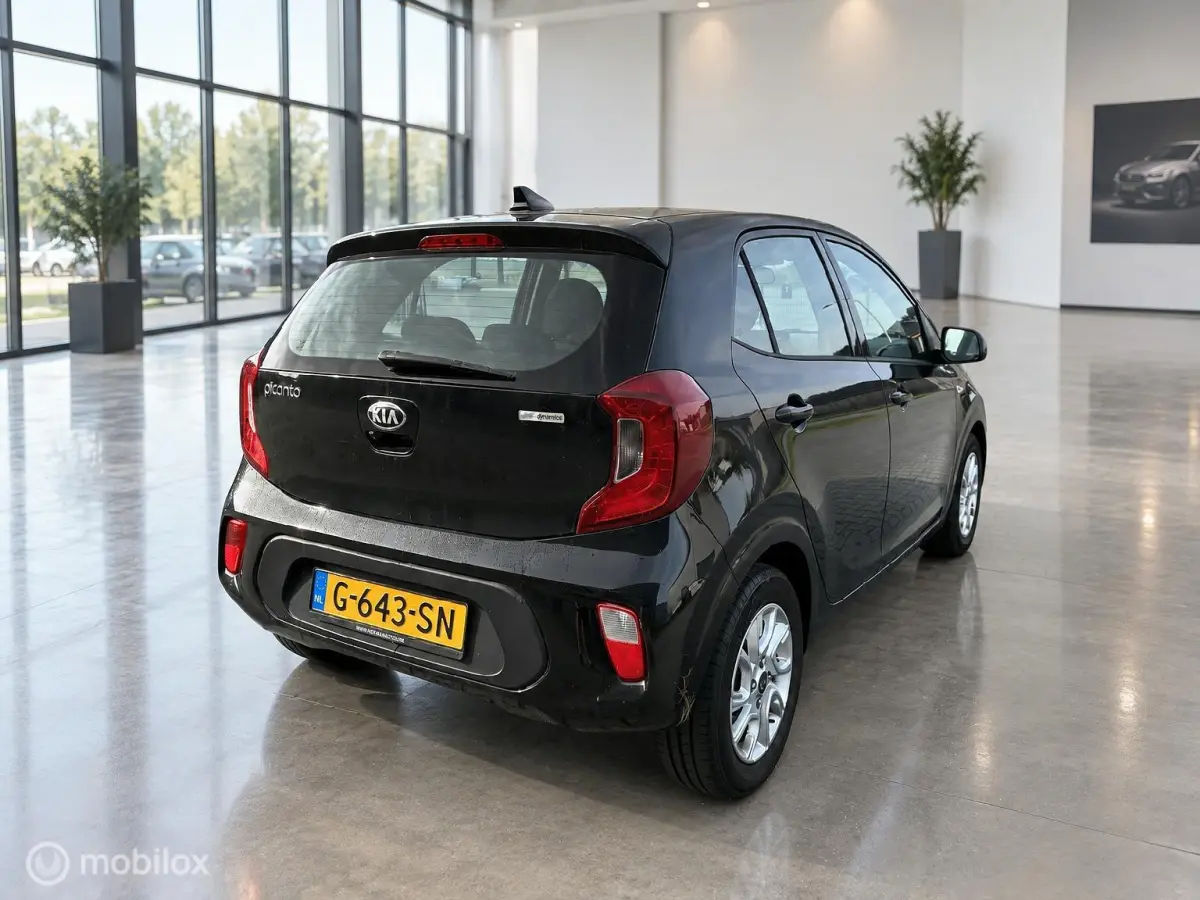 1.0 CVVT DynamicLine | CarPlay | Camera | Airco | LM Velgen | 5-Deurs