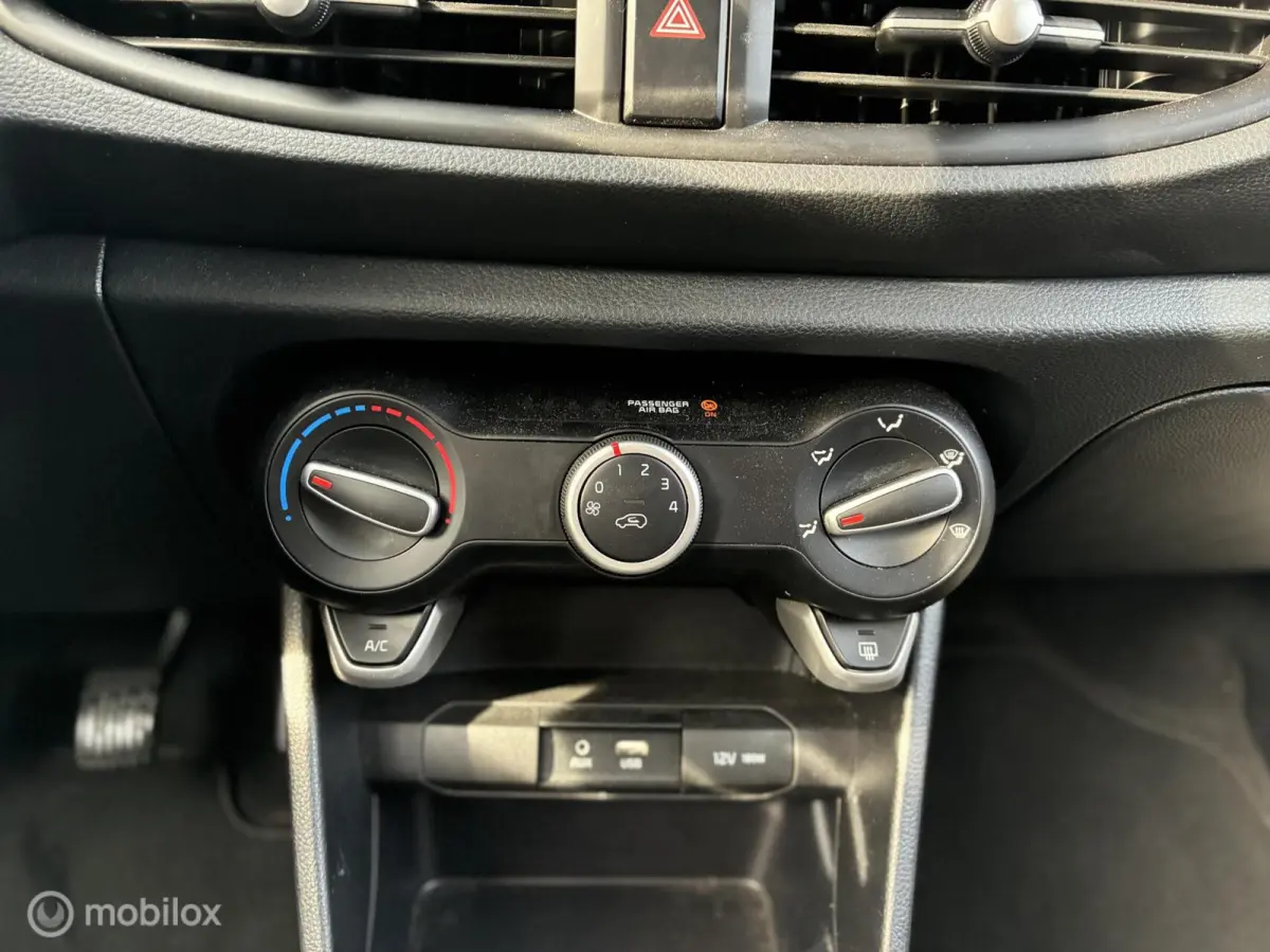 1.0 CVVT DynamicLine | CarPlay | Camera | Airco | LM Velgen | 5-Deurs