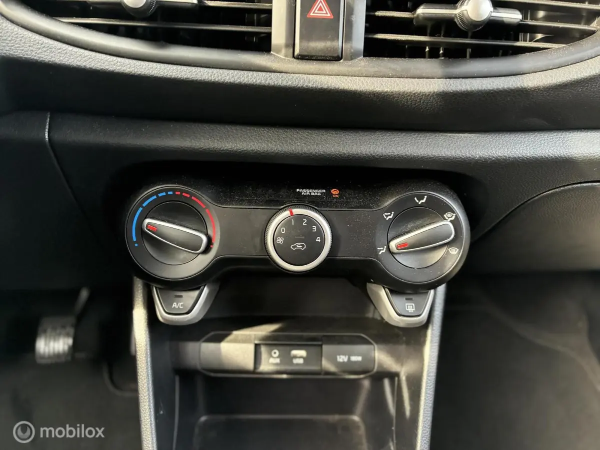 1.0 CVVT DynamicLine | CarPlay | Camera | Airco | LM Velgen | 5-Deurs
