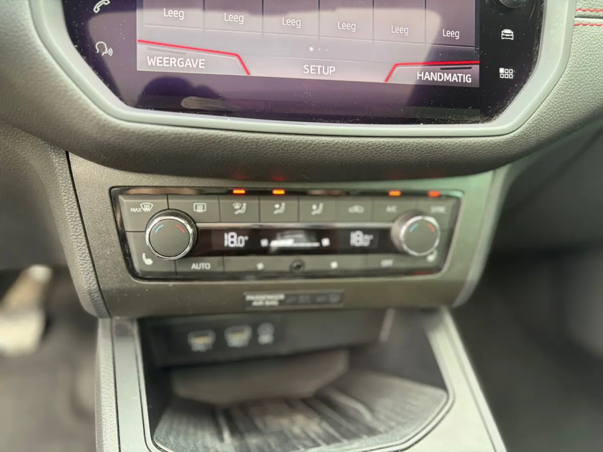 1.5 TSI FR PANO I LED I CARPLAY I CAMERA I 150PK I NAVI I 2E EIG