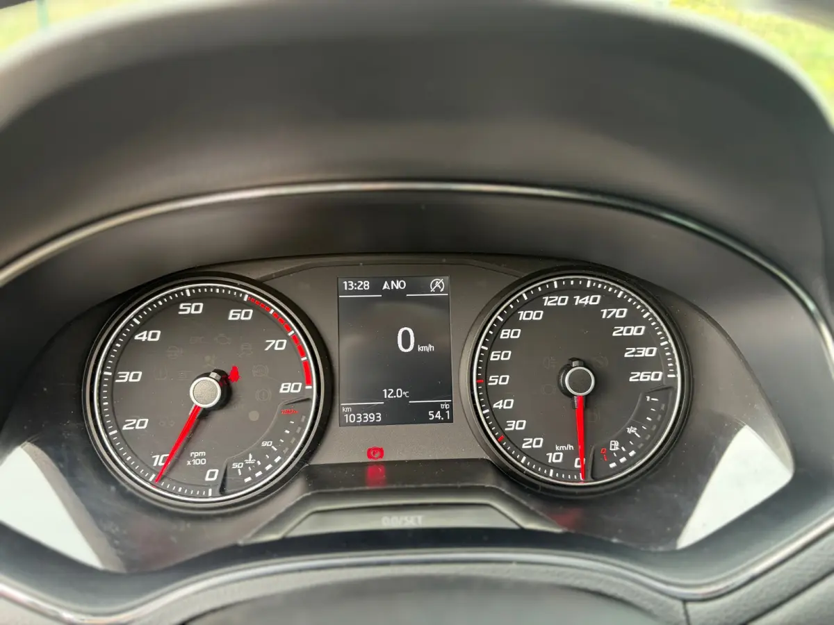 1.5 TSI FR PANO I LED I CARPLAY I CAMERA I 150PK I NAVI I 2E EIG