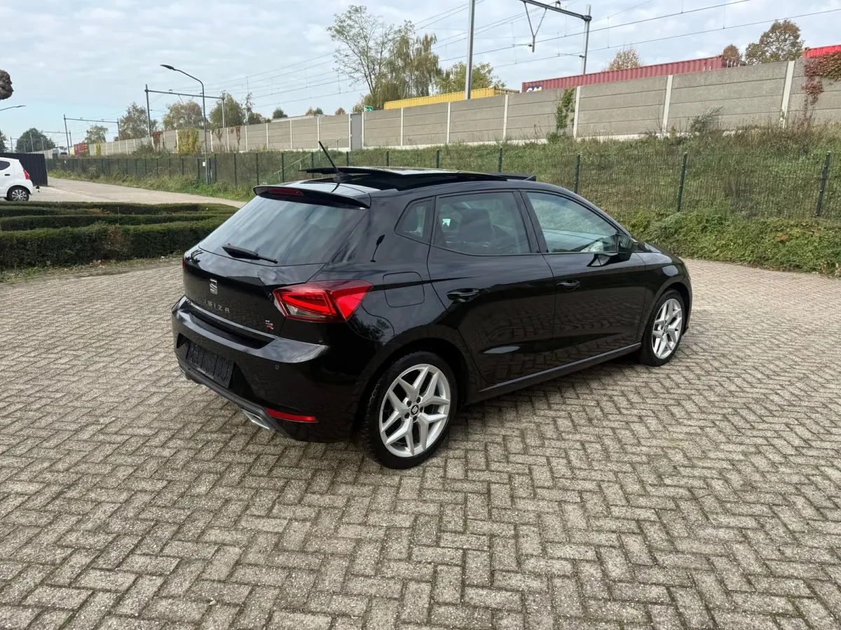 1.5 TSI FR PANO I LED I CARPLAY I CAMERA I 150PK I NAVI I 2E EIG