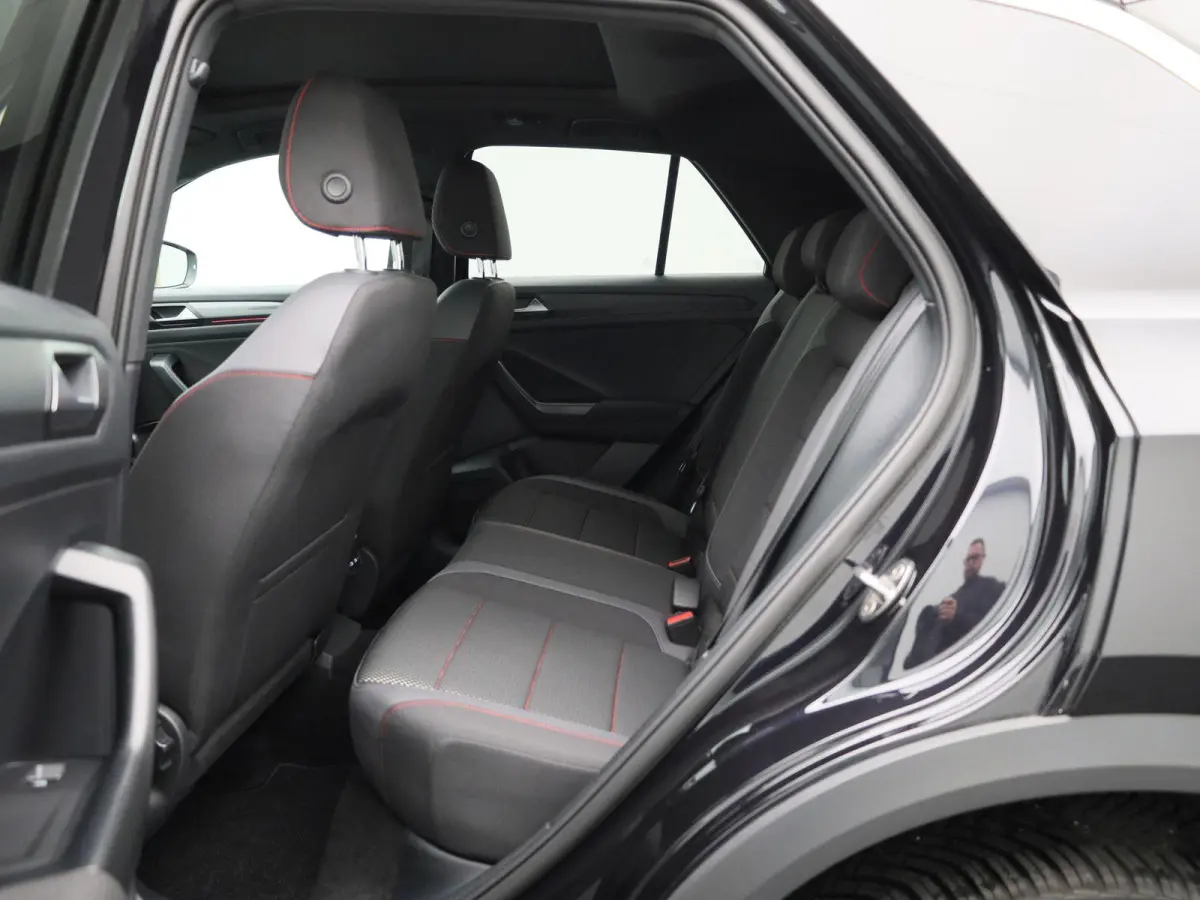 1.5 TSI Sport 150 PK | Automaat | Panoramadak | Navigatie | Adaptive Crusie Control | Lane Assist | Stoelverwarming | Achteruitrijcamera | Elektrische achterklep |