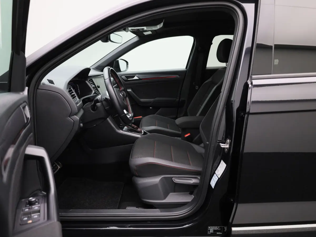 1.5 TSI Sport 150 PK | Automaat | Panoramadak | Navigatie | Adaptive Crusie Control | Lane Assist | Stoelverwarming | Achteruitrijcamera | Elektrische achterklep |