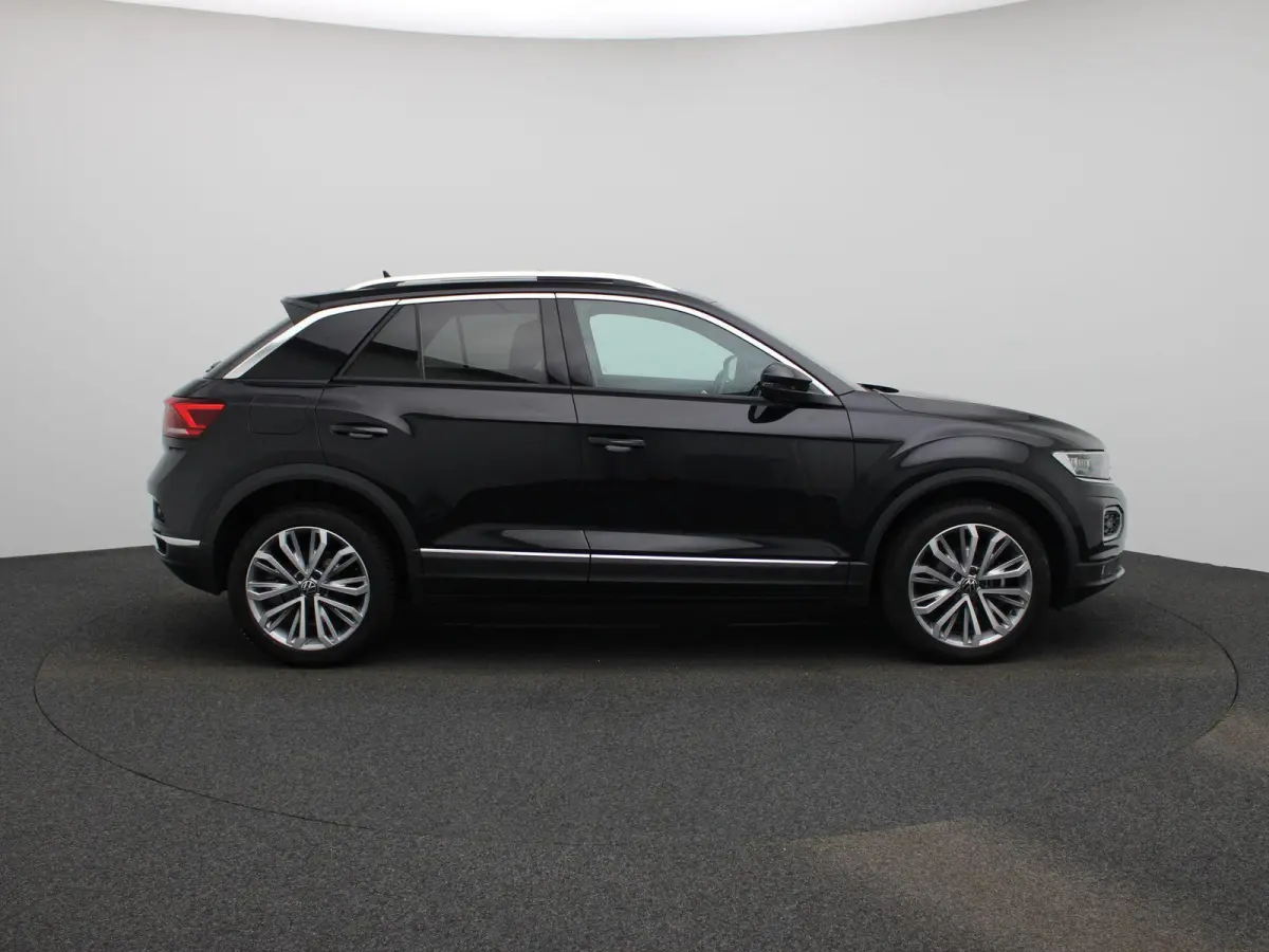 1.5 TSI Sport 150 PK | Automaat | Panoramadak | Navigatie | Adaptive Crusie Control | Lane Assist | Stoelverwarming | Achteruitrijcamera | Elektrische achterklep |