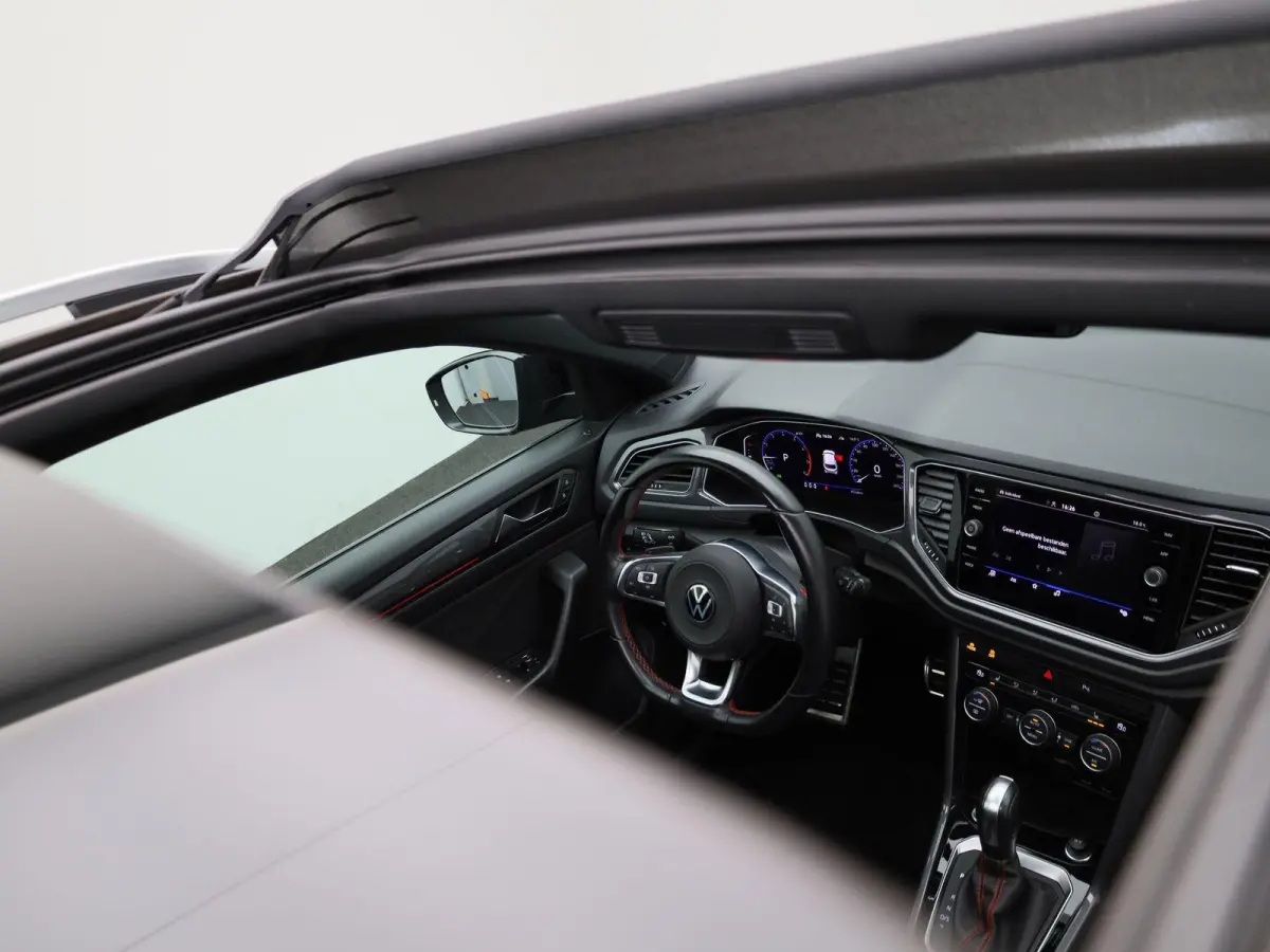 1.5 TSI Sport 150 PK | Automaat | Panoramadak | Navigatie | Adaptive Crusie Control | Lane Assist | Stoelverwarming | Achteruitrijcamera | Elektrische achterklep |