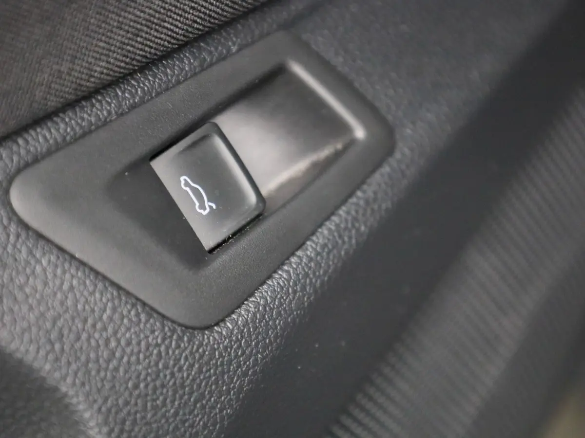 1.5 TSI Sport 150 PK | Automaat | Panoramadak | Navigatie | Adaptive Crusie Control | Lane Assist | Stoelverwarming | Achteruitrijcamera | Elektrische achterklep |