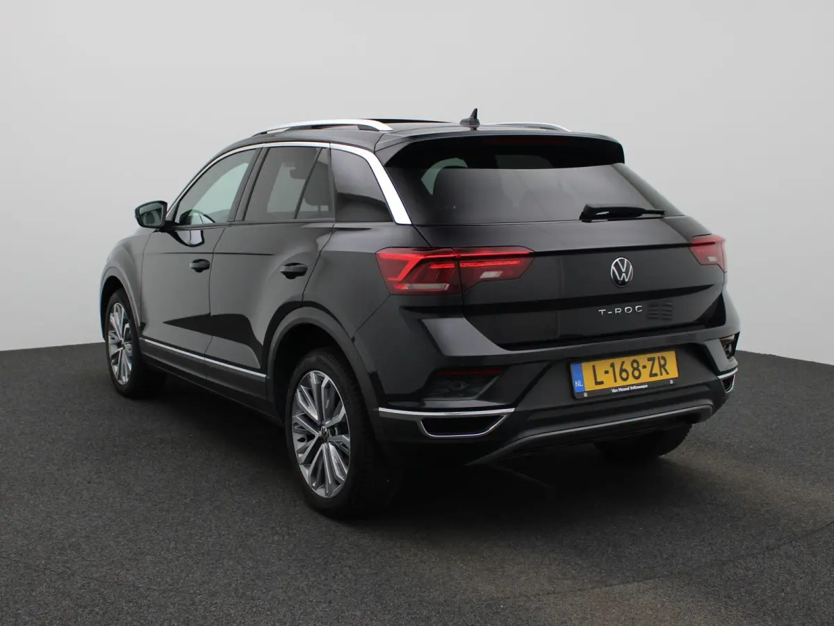 1.5 TSI Sport 150 PK | Automaat | Panoramadak | Navigatie | Adaptive Crusie Control | Lane Assist | Stoelverwarming | Achteruitrijcamera | Elektrische achterklep |