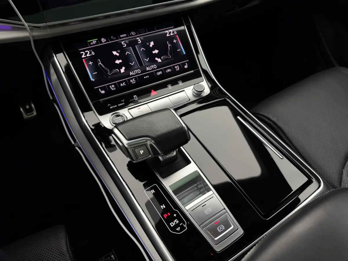 60 TFSI e quattro Pro Line S Competition Pano| Soft close