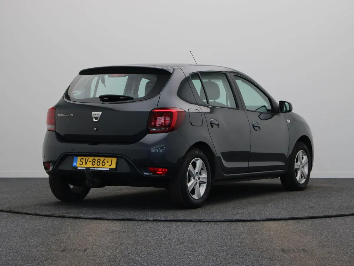0.9 TCe SL Royaal | Cruise Control | Airconditioning | Lichtmetalen velgen | Parkeersensoren | Bluetooth |