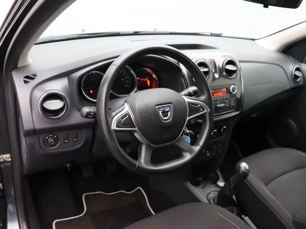 0.9 TCe SL Royaal | Cruise Control | Airconditioning | Lichtmetalen velgen | Parkeersensoren | Bluetooth |