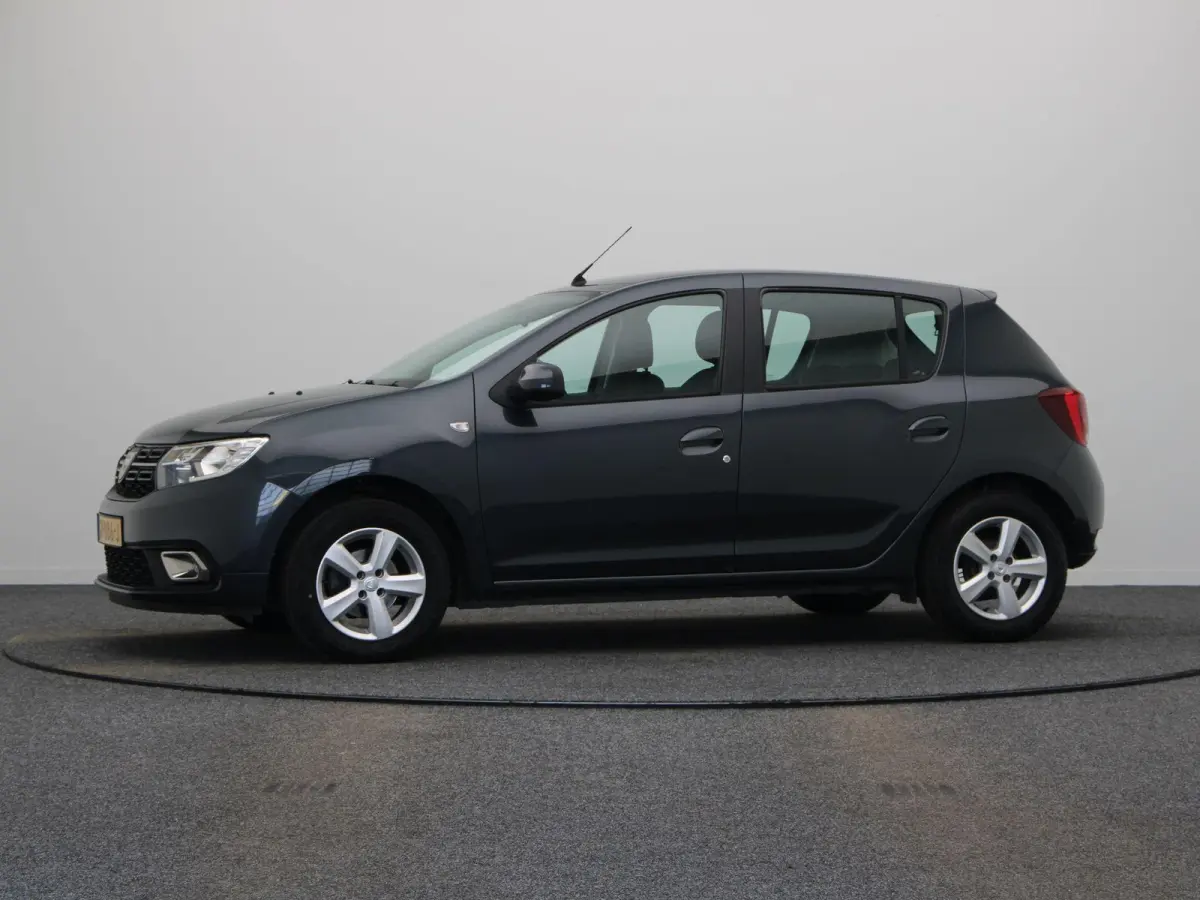 0.9 TCe SL Royaal | Cruise Control | Airconditioning | Lichtmetalen velgen | Parkeersensoren | Bluetooth |