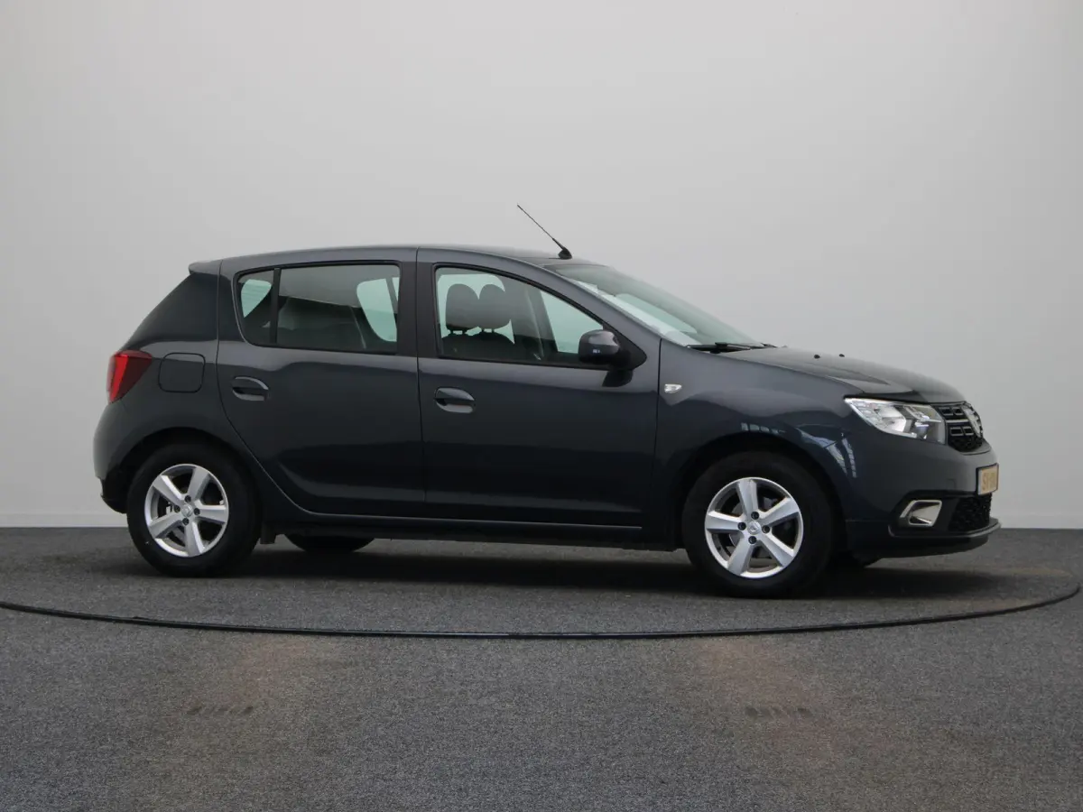 0.9 TCe SL Royaal | Cruise Control | Airconditioning | Lichtmetalen velgen | Parkeersensoren | Bluetooth |