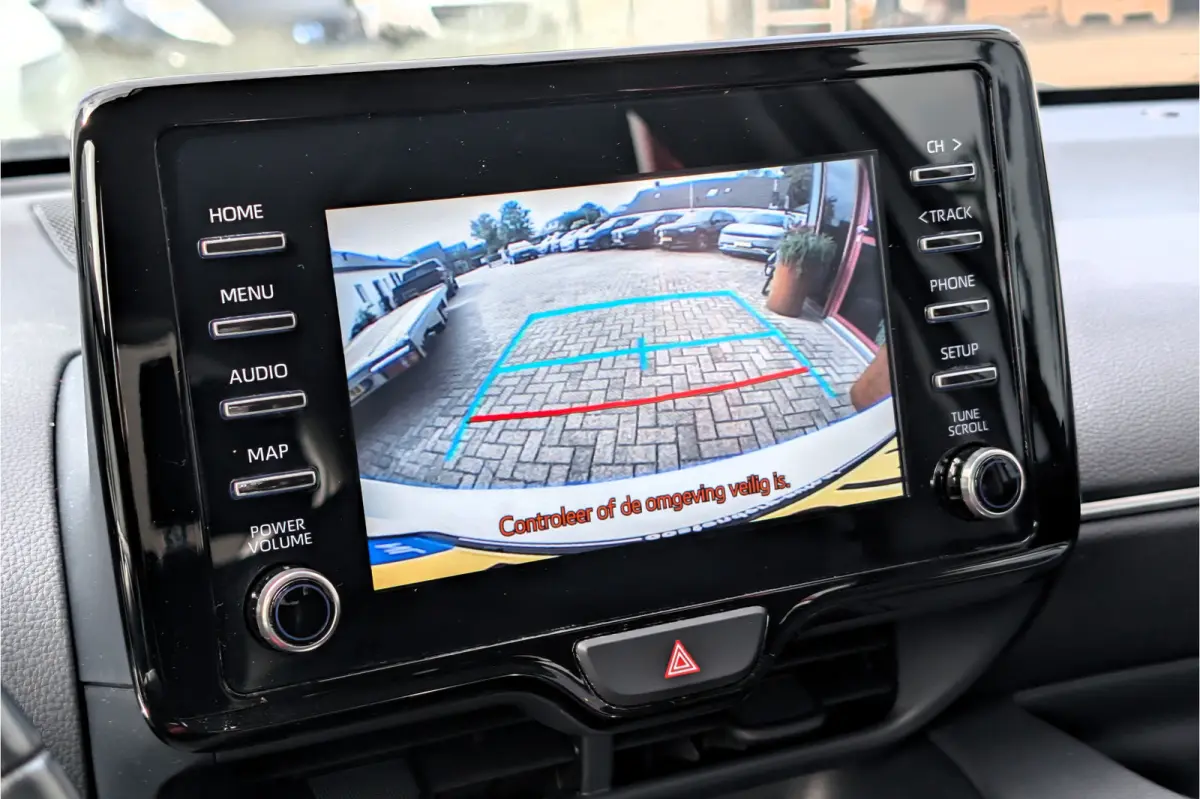 1.5 Hybrid Active Apple Carplay / Android Auto
