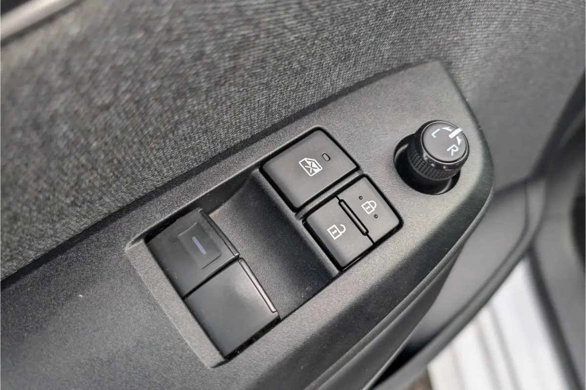 1.5 Hybrid Active Apple Carplay / Android Auto