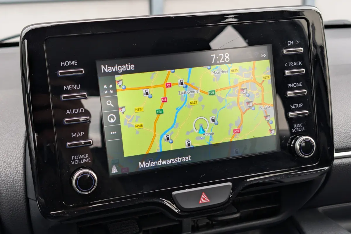 1.5 Hybrid Active Apple Carplay / Android Auto